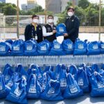 BAM  มอบถุงยังชีพและน้ำดื่มช่วยเหลือชาวชุมชนบ่อนไก่
