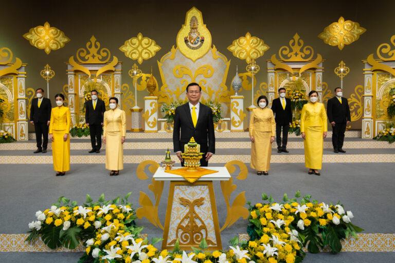 ทิพยประกันภัย ร่วมถวายพระพรชัยมงคลพระบาทสมเด็จพระปรเมนทรรามาธิบดีศรีสินทรมหาวชิราลงกรณ พระวชิรเกล้าเจ้าอยู่หัว