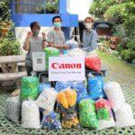 แคนนอน ต่อยอดกิจกรรม “ฝานี้พี่ขอปี 2” ส่งมอบฝาขวดน้ำพลาสติก<br>ให้โครงการ Precious Plastic Bangkok สำหรับนำไปรีไซเคิล เพื่อลดขยะพลาสติก