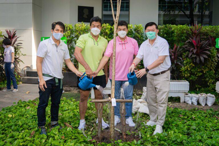 กลุ่มเซ็นทรัล ร่วมโครงการ ‘ปลูกต้นไม้ล้านต้น’ กับ กรุงเทพมหานครขับเคลื่อนโครงการ Central Tham Love The Earth