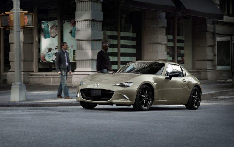 มาสด้าปรับโฉม NEW MAZDA MX-5 เสริมภาพลักษณ์สปอร์ตหรูไปอีกขั้นเพิ่มสีใหม่ น้ำตาล เซอร์คอน แซนด์ เปิดให้จองแล้ววันนี้ทุกโชว์รูมทั่วประเทศ