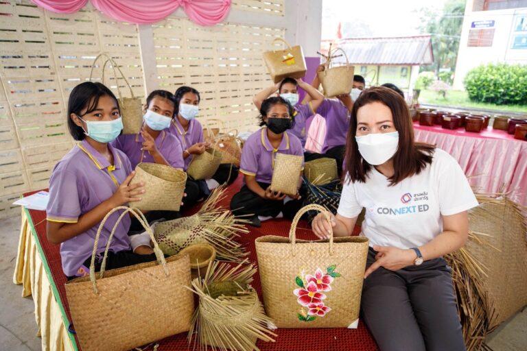 ซีพี ออลล์-เซเว่น เผยโรดแมปปี 66 พัฒนาโรงเรียน CONNEXT ED ทะลุ 569 แห่ง 140,000 คนเล็งต่อยอดการสร้าง Life Long Learning สร้างอาชีพและรายได้ยั่งยืน สู่ “School Enterprise”