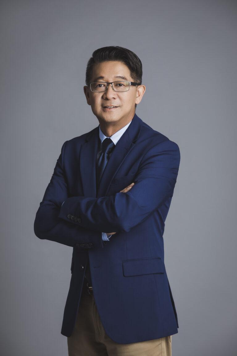 ณัฐ วงศ์พานิช บอสใหญ่ แห่ง เซ็นทรัล เรสตอรองส์ กรุ๊ป หรือ ซีอาร์จี พร้อมนำทัพแบรนด์ร้านอาหารเบอร์ต้นในวงการกว่า 20 แบรนด์ ด้วยจำนวนสาขามากกว่า 1,500 สาขาทั่วประเทศ
