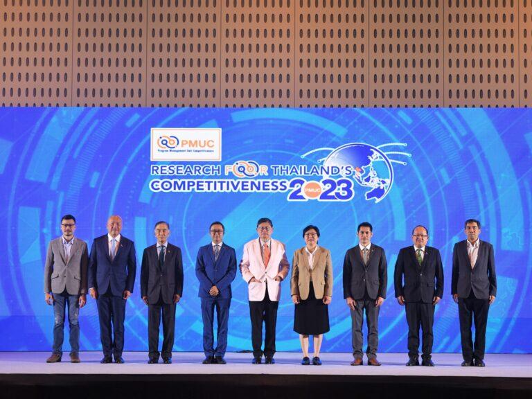 “เอนก เหล่าธรรมทัศน์ “ย้ำชัด” นักวิจัยไทยมีศักยภาพสูง และสามารถเป็นชาติวิทยาศาสตร์ได้ด้านซีอีโอชั้นนำของประเทศ “รับลูก” ความสำคัญของการวิจัยและนวัตกรรม เป็นกุญแจดอกสำคัญช่วยไขโจทย์ความท้าทายของภาคอุตสาหกรรม