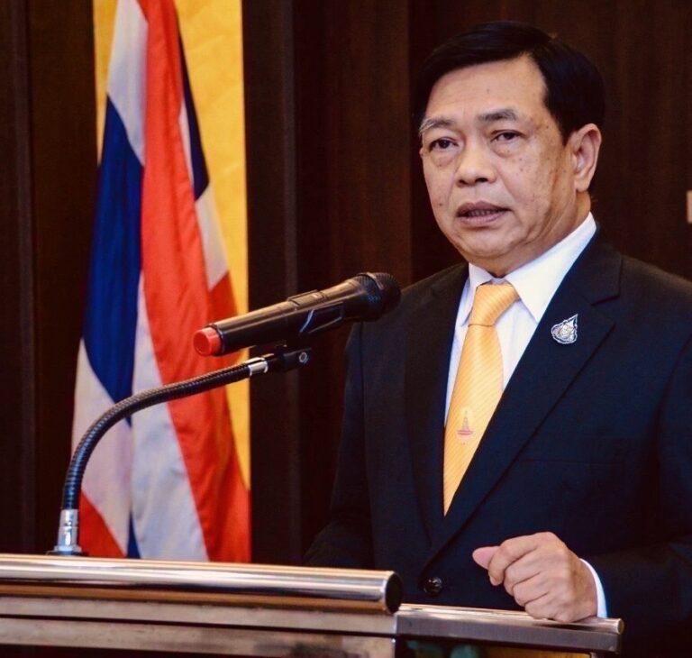 “อลงกรณ์”ยืนยัน ข่าวปชป.ดีลร่วมรัฐบาลก้าวไกลไม่เป็นความจริง เป็นการปล่อยข่าวดิสเครดิตพรรคประชาธิปัตย์
