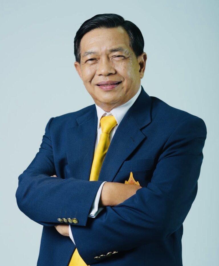 “อลงกรณ์”ประกาศชิงหัวหน้าพรรคประชาธิปัตย์ชูนโยบายปฏิรูปพรรคสู่แนวทางเสรีนิยมก้าวหน้ายึดมั่นระบอบประชาธิปไตยอันมีพระมหากษัตริย์ทรงเป็นประมุข