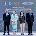 พิธีลงนามบันทึกข้อตกลงความร่วมมือ (MOU) เพื่อเปลี่ยนเครื่องจักรสำหรับยกขนตู้สินค้าไปท่าเรือ (RTG) จากพลังงานดีเซลเป็นพลังงานไฟฟ้าจากแบตเตอรี่