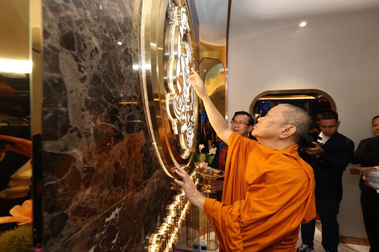สมเด็จพระมหารัชมงคลมุนี (สมเด็จธงชัย) มาเป็นประธานพิธีสงฆ์ ในงานครบรอบวันสถาปนา ก้าวสู่ปีที่ 72 ทิพยประกันภัย