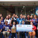 การเคหะแห่งชาติและมูลนิธิที่อยู่อาศัย ประเทศไทย ร่วมกันติดตั้งอุปกรณ์อำนวยความสะดวกและส่งมอบผลิตภัณฑ์สุขอนามัยและแฟมิลี่การ์ดให้กับผู้อยู่อาศัยในชุมชนดินแดง