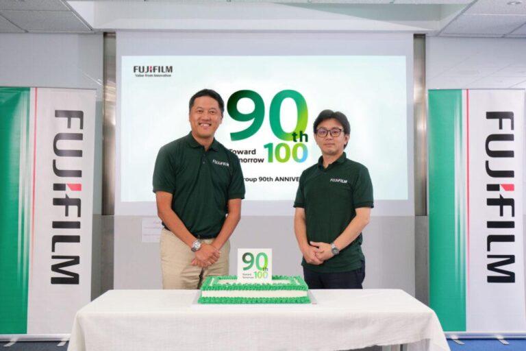 ฟูจิฟิล์ม ฉลองครบรอบ 90 ปี เดินหน้าสร้างคุณค่าให้สังคม<br>ประกาศจุดมุ่งหมายใหม่แห่งการ “แต่งแต้มรอยยิ้มให้โลกของเรา”