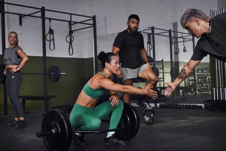 อาดิดาสแนะเทคนิคการเลือกชุดให้เหมาะ<br>กับการออกกำลังกายแบบ Strength Training