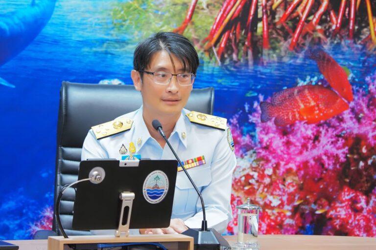 กรมทะเล เฮ เต่ามะเฟืองรังที่ 2 ฟักแล้ว ปล่อยลงทะเล 52 ตัว รับวันวาเลนไทน์