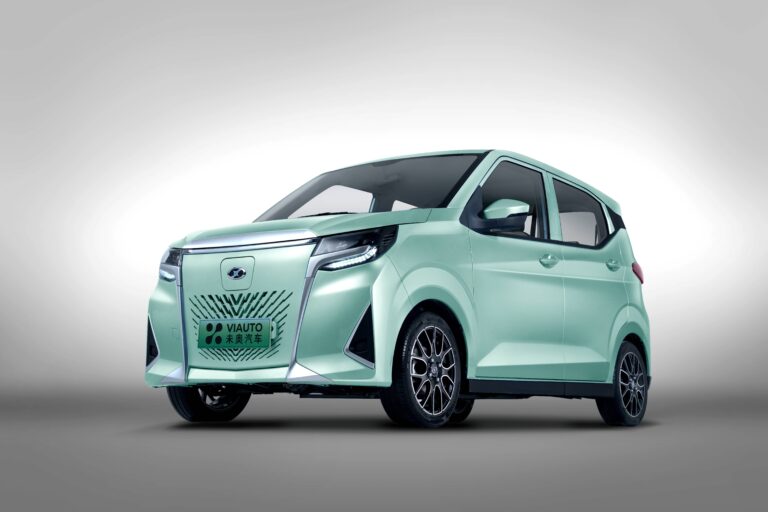 “ไห่ ทั่ว นิว เอ็นเนอร์จี วีฮิเคิล” เปิดตัว VIAUTO รุ่น BOMA” ครั้งแรกในไทย<br>ที่งาน Motor Show 2024<br>VIAUTO BOMA รถยนต์ไฟฟ้าขนาดเล็ก 4 ที่นั่ง วิ่งไกล 200 กม. รับประกันแบตเตอรี่ 8 ปี