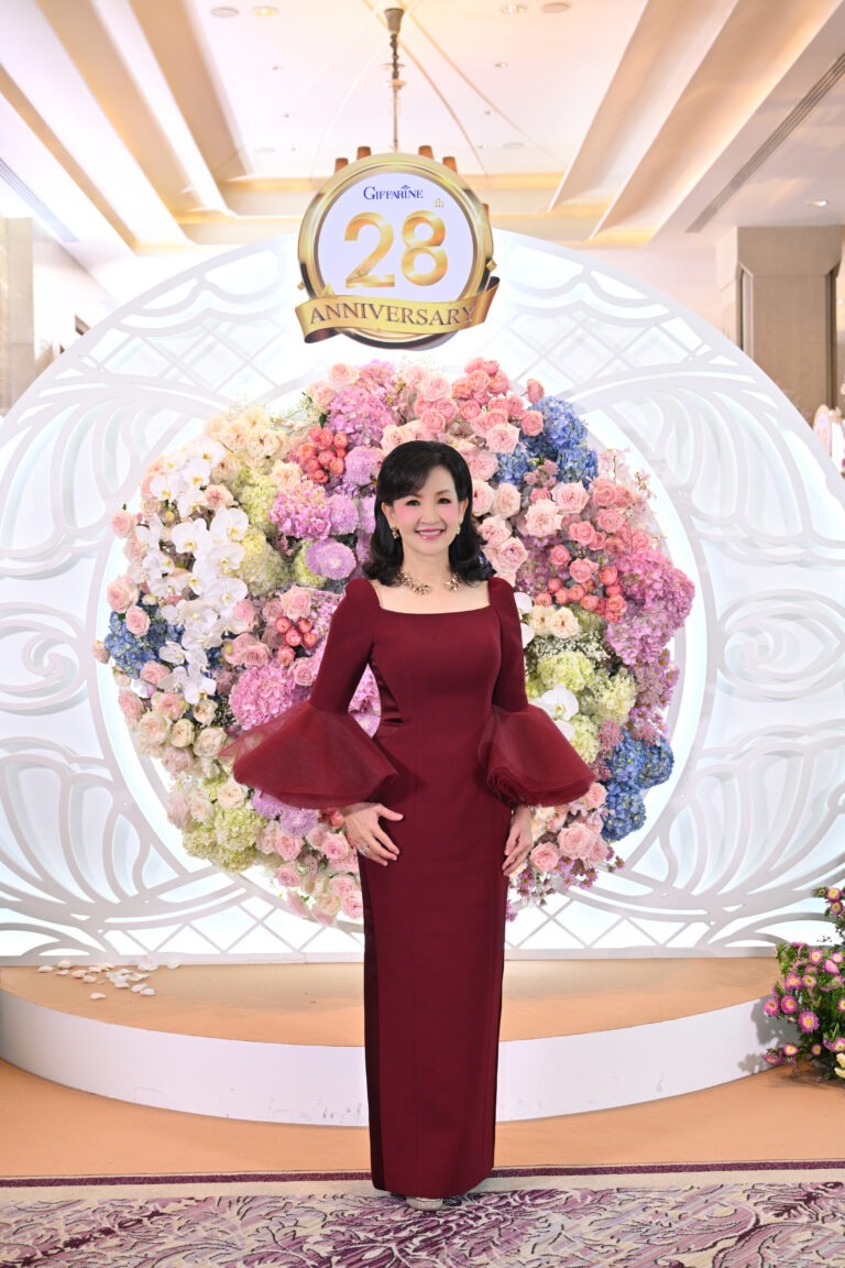 “หมอต้อย” นำทัพฉลองยิ่งใหญ่ “กิฟฟารีน 28 ปี”