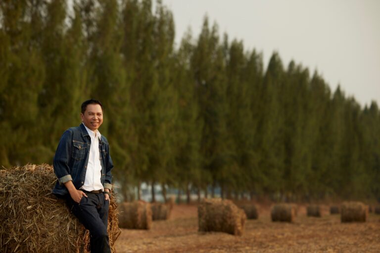 กลุ่มมิตรผล ก้าวสู่ผู้นำด้านความยั่งยืนอันดับ 1 ของโลก<br>จัดอันดับโดย S&P Global พร้อมเดินหน้าขับเคลื่อนองค์กรสู่เป้าหมาย Net Zero<br>ส่งต่อความยั่งยืนจากภาคเกษตรสู่สังคมและสิ่งแวดล้อม