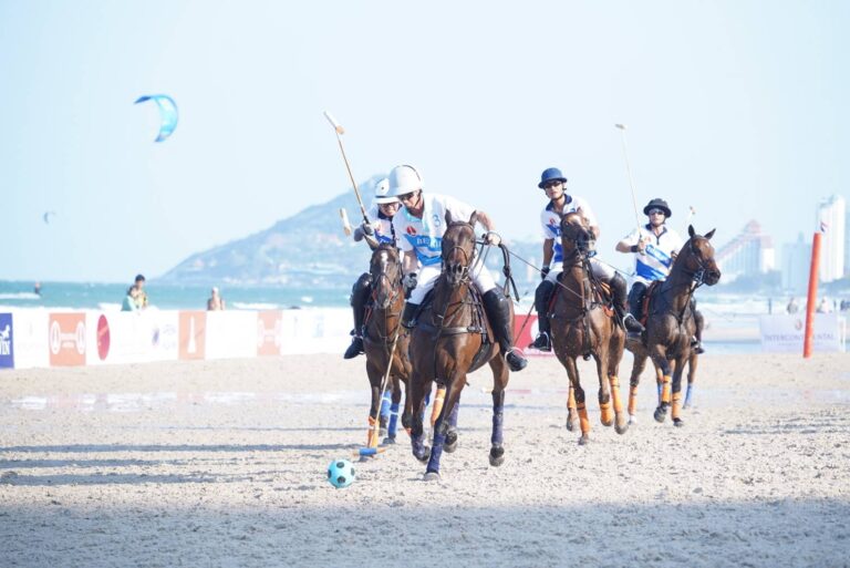 สุดประทับใจกับการแข่งขันขี่ม้าโปโลการกุศล บนชายหาดหัวหินที่ยิ่งใหญ่ที่สุดในภูมิภาคเอเชีย “อินเตอร์คอนติเนนตัล – บี.กริม บีช โปโล 2024” ณ ริมหาดหัวหิน ด้านหน้าโรงแรมอินเตอร์คอนติเนนตัล หัวหิน รีสอร์ท