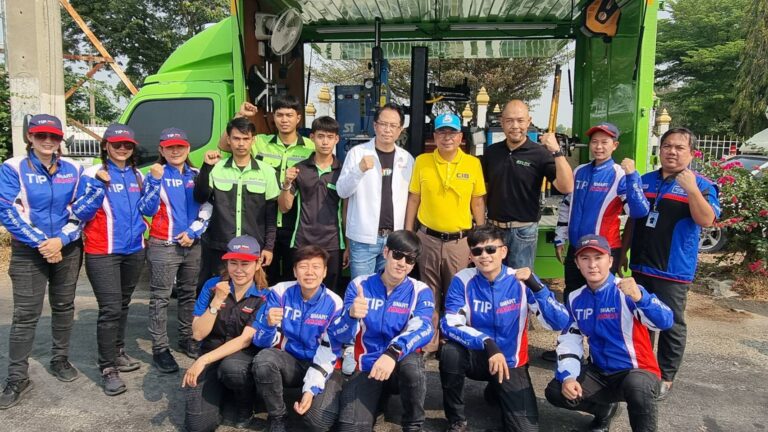 ทิพยประกันภัย ส่งคาราวานน้ำใจ TIP Smart Assist มอบน้ำดื่มทิพย บริการประชาชน ในช่วงเทศกาลสงกรานต์