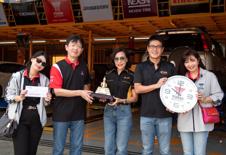 ยัวซ่าแบตเตอรี่ ร่วมยินดี “บี-ควิก” Grand Opening สาขาสุวินทวงศ์