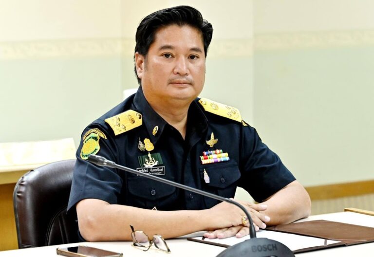 กรมวิชาการเกษตร ขานรับนโยบายธรรมนัส ลุยปราบขายปุ๋ยเคมีเถื่อนทางออนไลน์ อายัดของกลางมูลค่าหลักล้าน