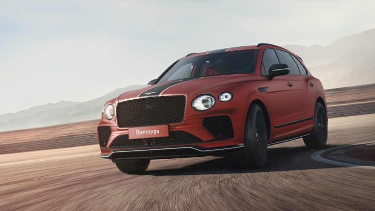 เบนท์ลีย์ มูลินเนอร์ ต่อยอดความสปอร์ต BENTAYGA S เปิดตัว APEX EDITION รุ่นลิมิเต็ด สุดยอดสปอร์ตเอสยูวีสิงห์สนามแข่ง