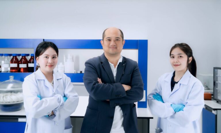 UPM เครือฯ PRI ติดเครื่องธุรกิจ ส่ง “UPM Monitoring & Laboratory” บริการรับตรวจวัดคุณภาพสิ่งแวดล้อม (EIA) และตรวจวิเคราะห์คุณภาพน้ำ ทันสมัย รวดเร็ว แม่นยำ มีมาตรฐานรับรอง