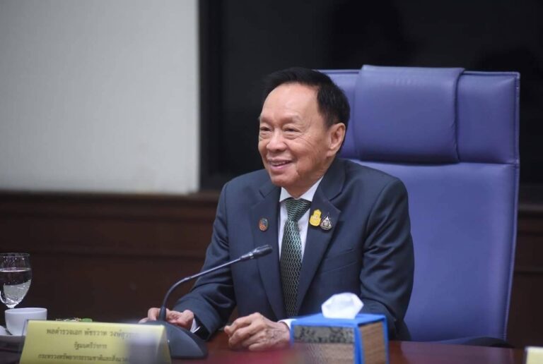 “พัชรวาท” ห่วงชาวบ้านประสบภัยน้ำท่วม สั่งการ “กรมทรัพยากรน้ำ” บูรณาการทำงานเชิงรุก เข้าช่วยเหลือตามแผน มอบ ทสจ.ขอนแก่น เร่งระบายน้ำบึงหนองโคตร หวั่นน้ำทะลัก ทำประชาชนเดือดร้อน