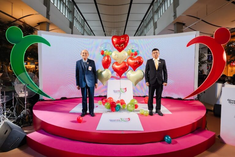 ศูนย์รับบริจาคอวัยวะ สภากาชาดไทย พร้อมด้วยศิลปินดาราชื่อดัง จัดกิจกรรม “Give LIFE Get LIVES: สร้างกุศลผู้ให้ สร้างชีวิตใหม่ผู้รับ” เชิญชวนคนไทยร่วมบริจาคอวัยวะเพิ่มขึ้น