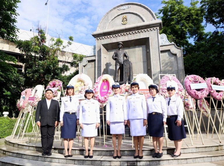 ออมสิน ร่วมพิธีวางพวงมาลา “วันปิยมหาราช”