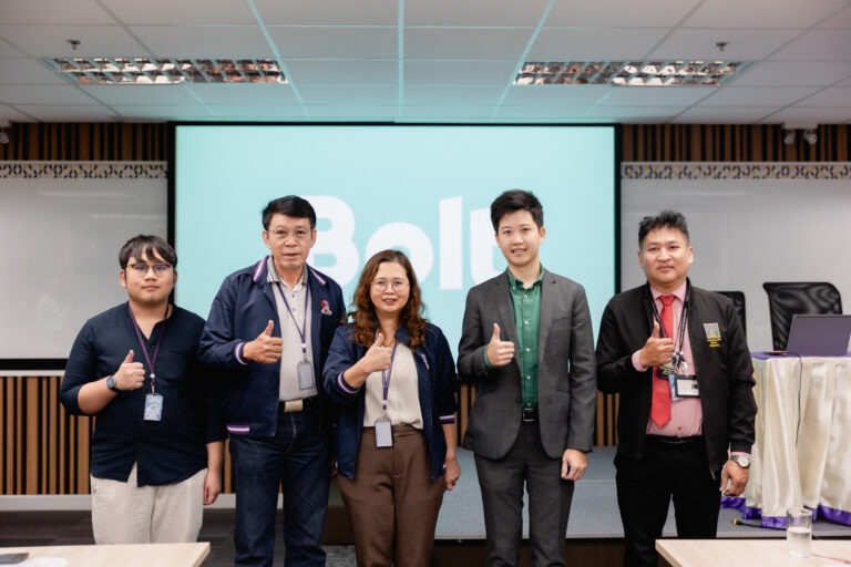 โบลท์ ประเทศไทย ตอกย้ำผู้นำขับเคลื่อนการเปลี่ยนแปลงด้านความปลอดภัยบนท้องถนน จัดสัมมนาพร้อมมอบหมวกกันน็อคให้พาร์ทเนอร์ผู้ขับขี่ ส่งเสริมการสร้างสังคมปลอดภัยอย่างยั่งยืน