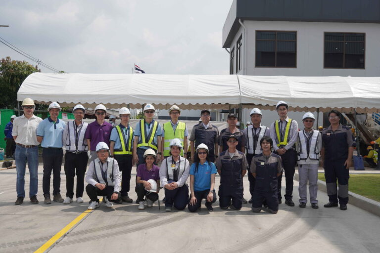 SCG ร่วมกับ SIIT นำร่องโครงการคอนกรีตคาร์บอนต่ำ สูตรต้นแบบไร้ซีเมนต์ อัปเลเวลความกรีนลดการปล่อยก๊าซคาร์บอนไดออกไซด์ได้มากกว่า 50% มุ่งยกระดับอุตสาหกรรมก่อสร้างเพื่อสิ่งแวดล้อม