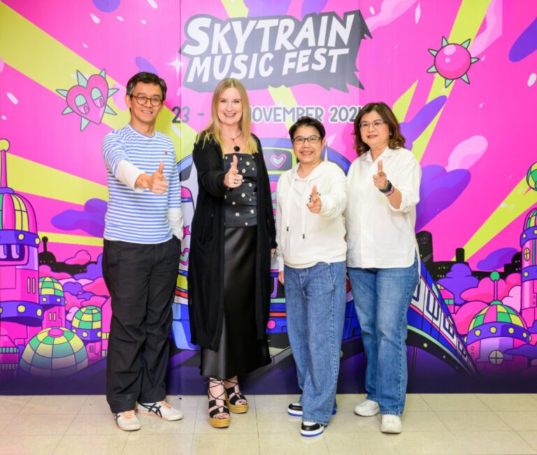 กรุงไทย-แอกซ่า ประกันชีวิต พลิกโฉมความบันเทิง ร่วมมือกับพันธมิตร จัดกิจกรรม “SkyTrain Music Fest” เปลี่ยนขบวน BTS เป็นเวทีคอนเสิร์ตครั้งแรกในไทย ในการมอบประสบการณ์แห่งความประทับใจผ่านเสียงดนตรี