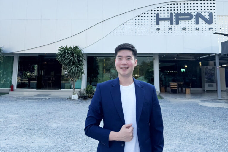 จากศูนย์ถึงพันล้าน ในวัย 24ปี “เน๊ต ธนพัฒน์” ผู้บริหารหนุ่ม ผู้ปลุกปั้นบริษัทผลิตเฟอร์นิเจอร์ “HPN Group” ฝันไกลแสนล้าน พร้อมพาสินค้าไทยสู่ทุกบ้านทั่วโลก