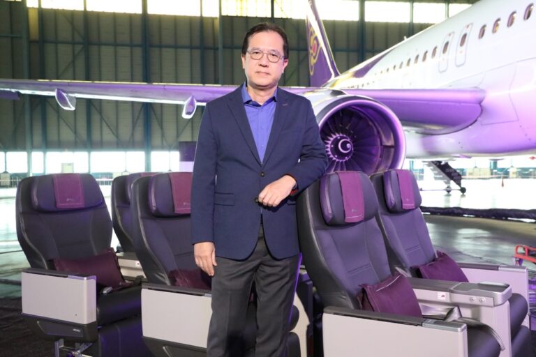 “การบินไทย” เผยโฉมชั้นธุรกิจ “รอยัล ซิลค์ คลาส” บนเครื่องบินแบบแอร์บัส A320 เน้นความสะดวกสบาย ยกระดับการเดินทาง ทั้งเส้นทางภายในประเทศและระหว่างประเทศระยะสั้น