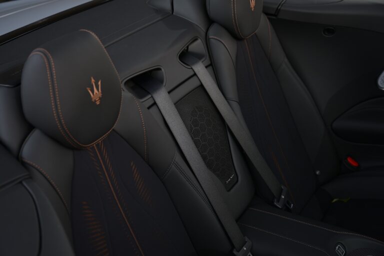 มาเซราติ ประเทศไทย เปิดตัว ‘กรันคาบริโอ’ ใหม่ อย่างเป็นทางการ มาพร้อมสองสไตล์ความแรง ทั้งรุ่น TROFEO เครื่องยนต์ NETTUNO พลังแรง และ FOLGORE ขับเคลื่อนด้วยไฟฟ้า 100%