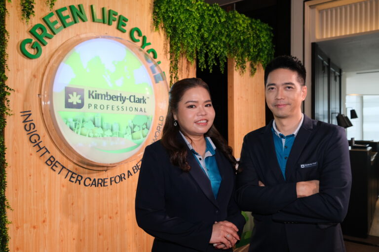 คิมเบอร์ลี่ย์-คล๊าค โปรเฟสชั่นแนล ประเทศไทยเปิดตัวสัญลักษณ์ Carbon Footprint of Product แบบ Circular Economy (CE CFP) เจาะเทรนด์รักษ์สิ่งแวดล้อม พร้อมก้าวสู่โลกที่ยั่งยืนพร้อมเผยโฉมผลิตภัณฑ์รักษ์โลกใหม่ภายใต้แบรนด์ Scott และ WypAll