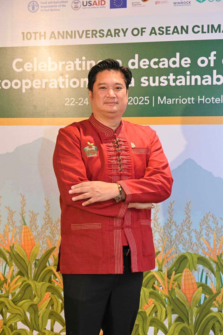 กรมวิชาการเกษตร ปลื้มเทคโนโลยีปลูกมะพร้าวน้ำหอมในพื้นที่ดินเค็ม ให้ผลผลิตคุณภาพรสชาติหอมหวาน