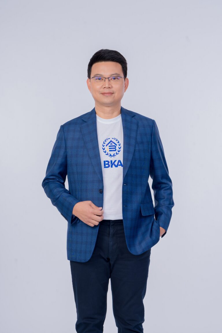 BKA พร้อมเทรดตลาด mai พรุ่งนี้ (22 เม.ย.) ชูจุดเด่นผู้นำบริการซื้อ-ขายบ้านมือสองตกแต่งใหม่ มาร์จิ้นสูง-อนาคตไกล ผู้ถือหุ้นใหญ่พร้อมประสานเสียง Lock up หุ้น 87% สร้างความเชื่อมั่น