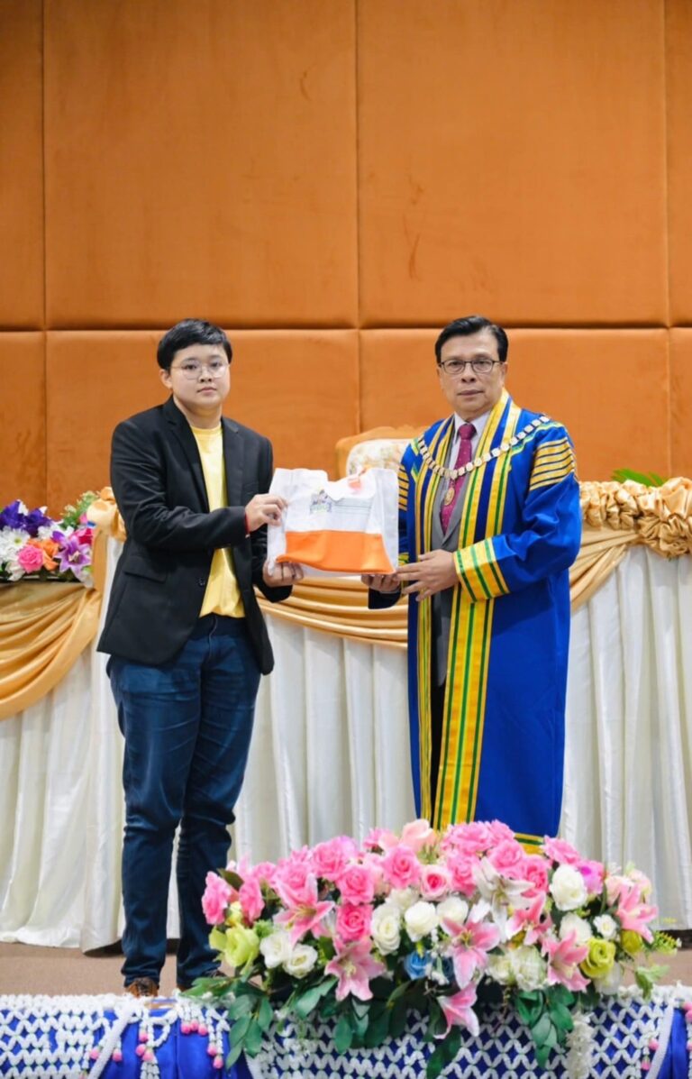 บ้านหมอละออง ร่วมแสดงความยินดีกับนักศึกษามหาวิทยาลัยราชภัฏเพชรบุรี ในงานปัจฉิมนิเทศ สู่วิชาชีพด้านสุขภาพที่ยั่งยืน