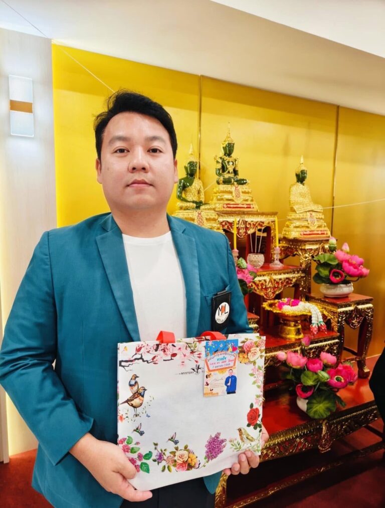 “ทศกัณฐ์นาคาส” ร่วมส่งต่อพลังจากสมุนไพรไทย สู่ผู้ประสบภัยและผู้ปฏิบัติงานด่านหน้า ผ่านมูลนิธิราชประชานุเคราะห์ฯ
