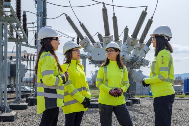 Hitachi Energy จัดตั้งหน่วยธุรกิจใหม่ เสริมทัพงานบริการหลังการขาย ขับเคลื่อนการเปลี่ยนผ่านพลังงานที่ยั่งยืน