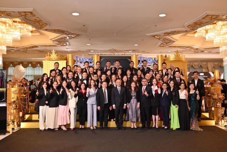 เอไอเอ ประเทศไทย ครองอันดับ 1 รางวัลตัวแทนคุณภาพดีเด่นแห่งชาติ ครั้งที่ 42 (42nd TNQA ) ติดต่อกันเป็นปีที่ 18