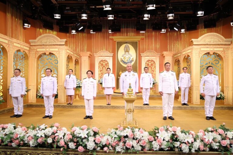การเคหะแห่งชาตินำทีมคณะผู้บริหารบันทึกเทปโทรทัศน์ถวายพระพร พระบาทสมเด็จพระวชิรเกล้าเจ้าอยู่หัวฯ และสมเด็จพระบรมราชชนนีพันปีหลวง ณ สถานีโทรทัศน์ช่อง 9 (MCOT HD)