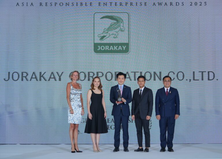 “จระเข้” ตอกย้ำผู้นำวงการก่อสร้างสีเขียว คว้ารางวัล “Asia Responsible Enterprise Awards 2025” สาขา “Green Leadership” จาก “Jorakay Green Earth” ชูความสำเร็จในการปลูกป่าชายเลน-วัดผลอย่างเป็นระบบ ปูทางสู่อนาคตที่ยั่งยืนในทุกมิติ
