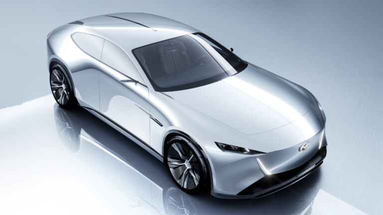 มาสด้าเผยโฉมยนตรกรรมต้นแบบ Vision Models 2 รุ่น ครั้งแรกของโลก ในงาน Japan Mobility Show 2025