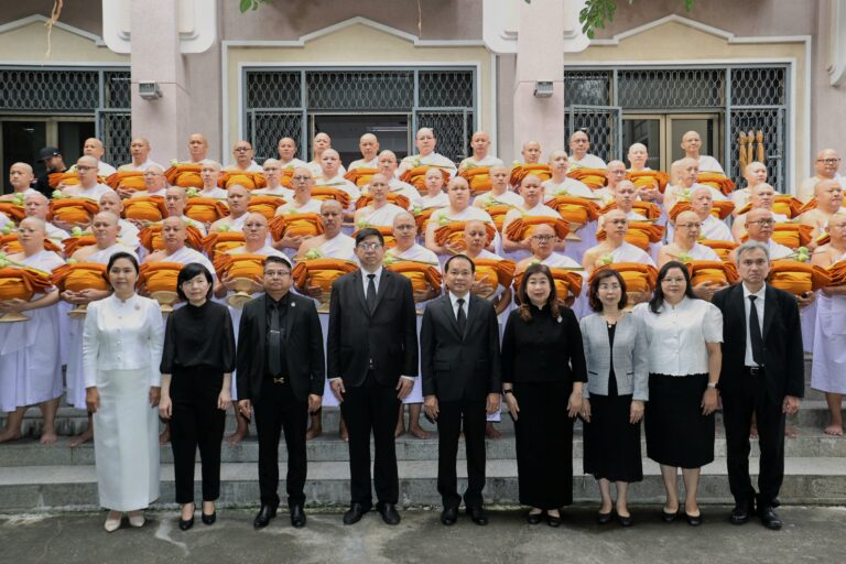 ออมสิน จัดบรรพชาอุปสมบทหมู่ ถวายเป็นพระราชกุศล เนื่องในโอกาส 100 ปี วันสวรรคต รัชกาลที่ 6