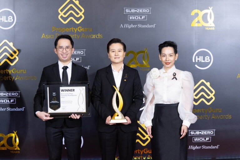 ‘เรนวูด ปาร์ค’ คว้ารางวัล Best Luxury Mega Township Development (Asia) ตอกย้ำศักยภาพผู้พัฒนาอสังหาฯ ระดับเวิลด์คลาส จากเวที PropertyGuru Asia Property Awards 2025