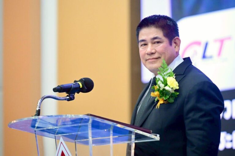 รองนายกรัฐมนตรีและรัฐมนตรีว่าการกระทรวงเกษตรและสหกรณ์ เป็นประธานพิธีเปิดการสัมมนา “ก้าวสู่ความยั่งยืน ด้วยหลักคิด WIN : WIN จาก 3 กระทรวงหลัก 5 องค์กรขับเคลื่อน และ 109 เครือข่ายสนับสนุน