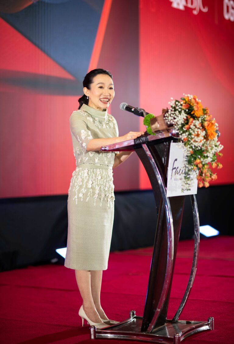BJC เปิดตัว “FACETEM” พร้อมจัด Academic Symposium ถ่ายทอดความรู้สู่แพทย์ผู้เชี่ยวชาญ สะท้อนแนวคิด “นวัตกรรมที่ดี ต้องมาพร้อมความรู้ที่ถูกต้อง”