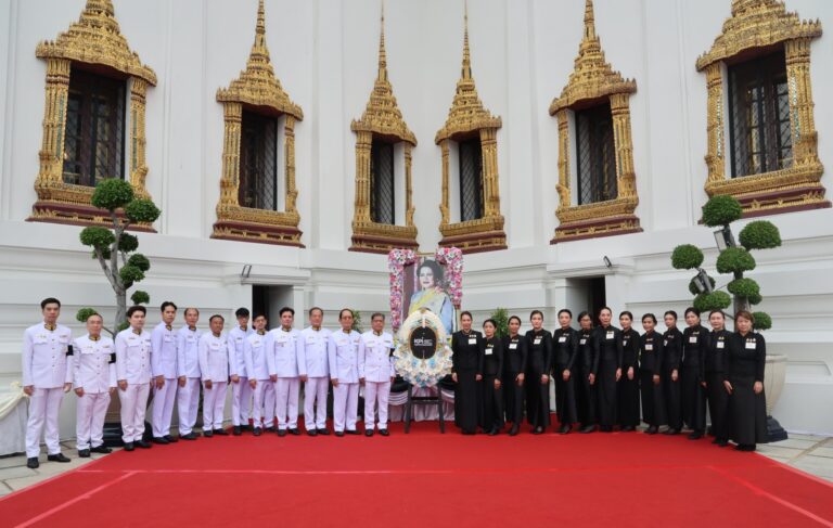 บริษัท กรุงไทยพานิชประกันภัย จำกัด (มหาชน) ได้รับพระราชทานพระบรมราชานุญาต ให้ร่วมเป็นเจ้าภาพพระพิธีธรรมสวดพระอภิธรรมพระบรมศพ สมเด็จพระนางเจ้าสิริกิติ์ พระบรมราชินีนาถ พระบรมราชชนนีพันปีหลวง