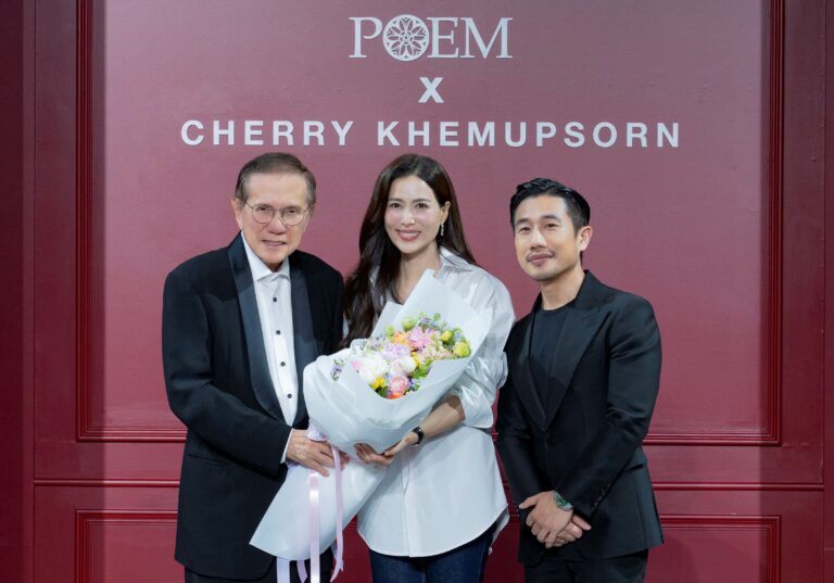 “มองต์เฟลอ” ผู้ขับเคลื่อนหลัก “TRÈS CHÉRIE” คอลเลกชันล่าสุดจาก POEM x CHERRY KHEMUPSORN ถ่ายทอดเสน่ห์แฟชั่นรักษ์โลก ผ่านแรงบันดาลใจแห่งความงามและความยั่งยืน